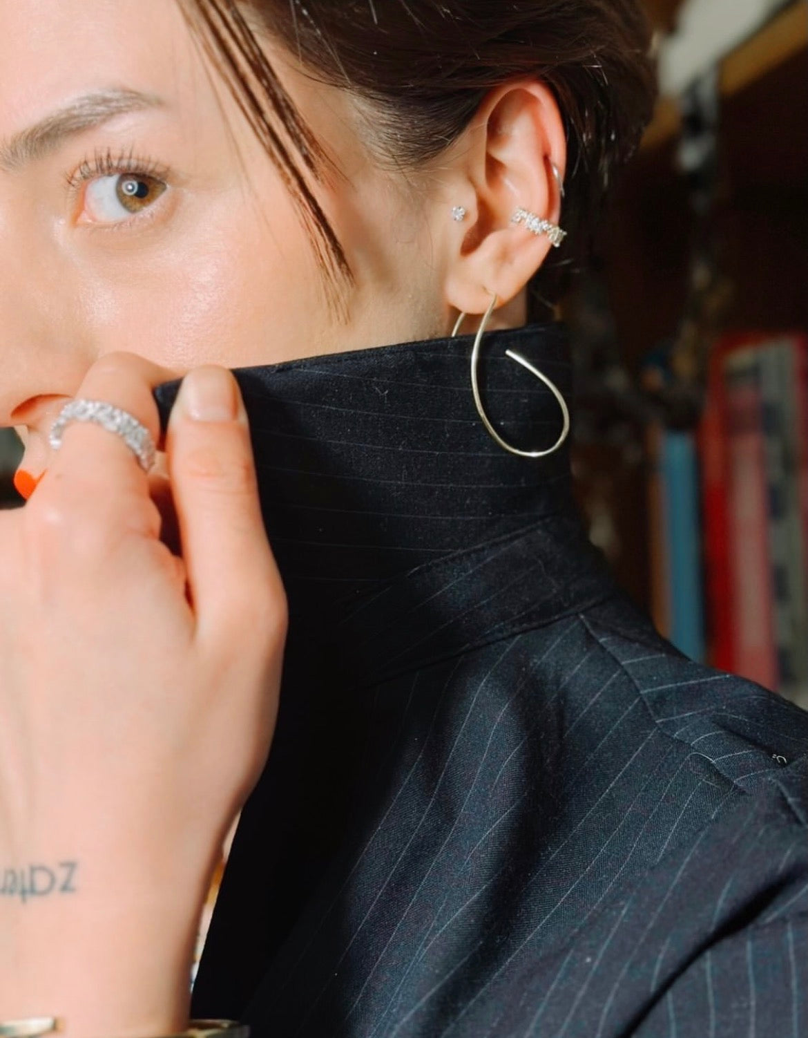 s shaped earring
