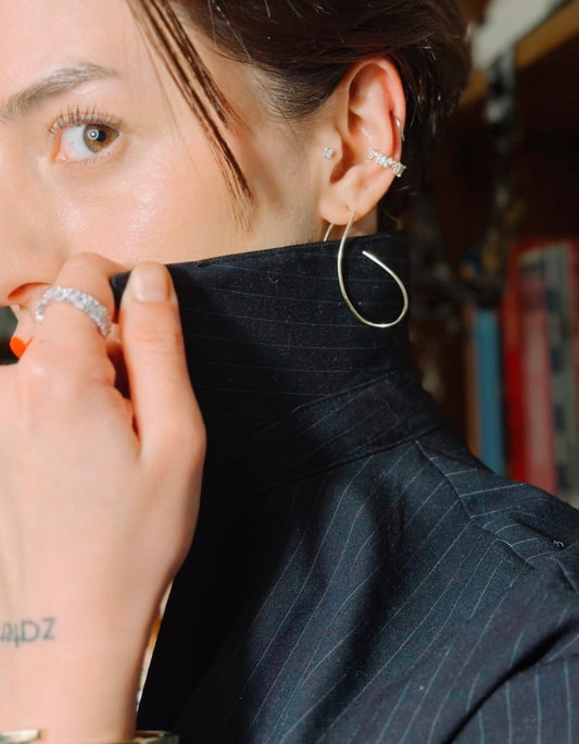 s shaped earring